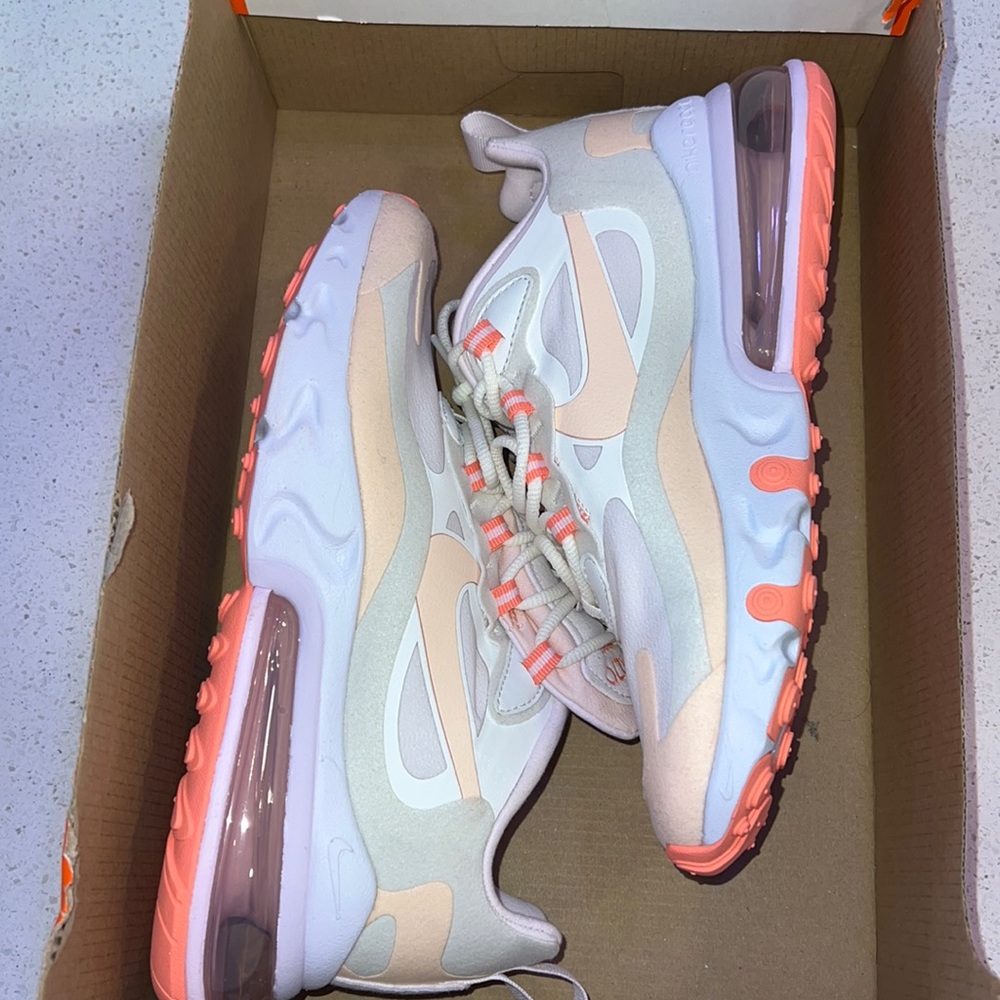 WOMENS NIKE AIR MAX 270 REACT CRIMSON TINT